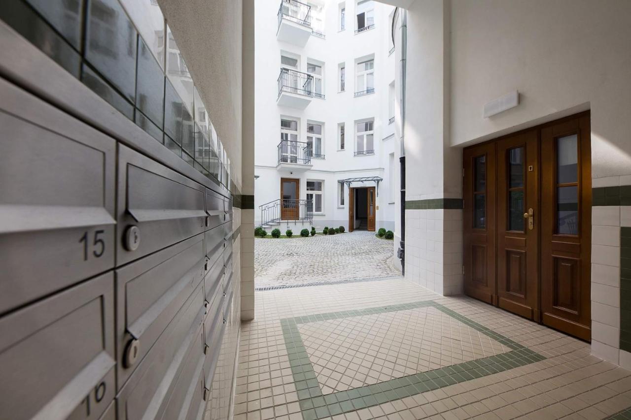 4 Eco Apart Chateau Jagiellonska 22 Warszawa Old Town Exteriér fotografie